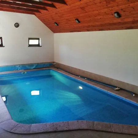 Chalupa Az Po Usi Villa Sloup (Liberec)